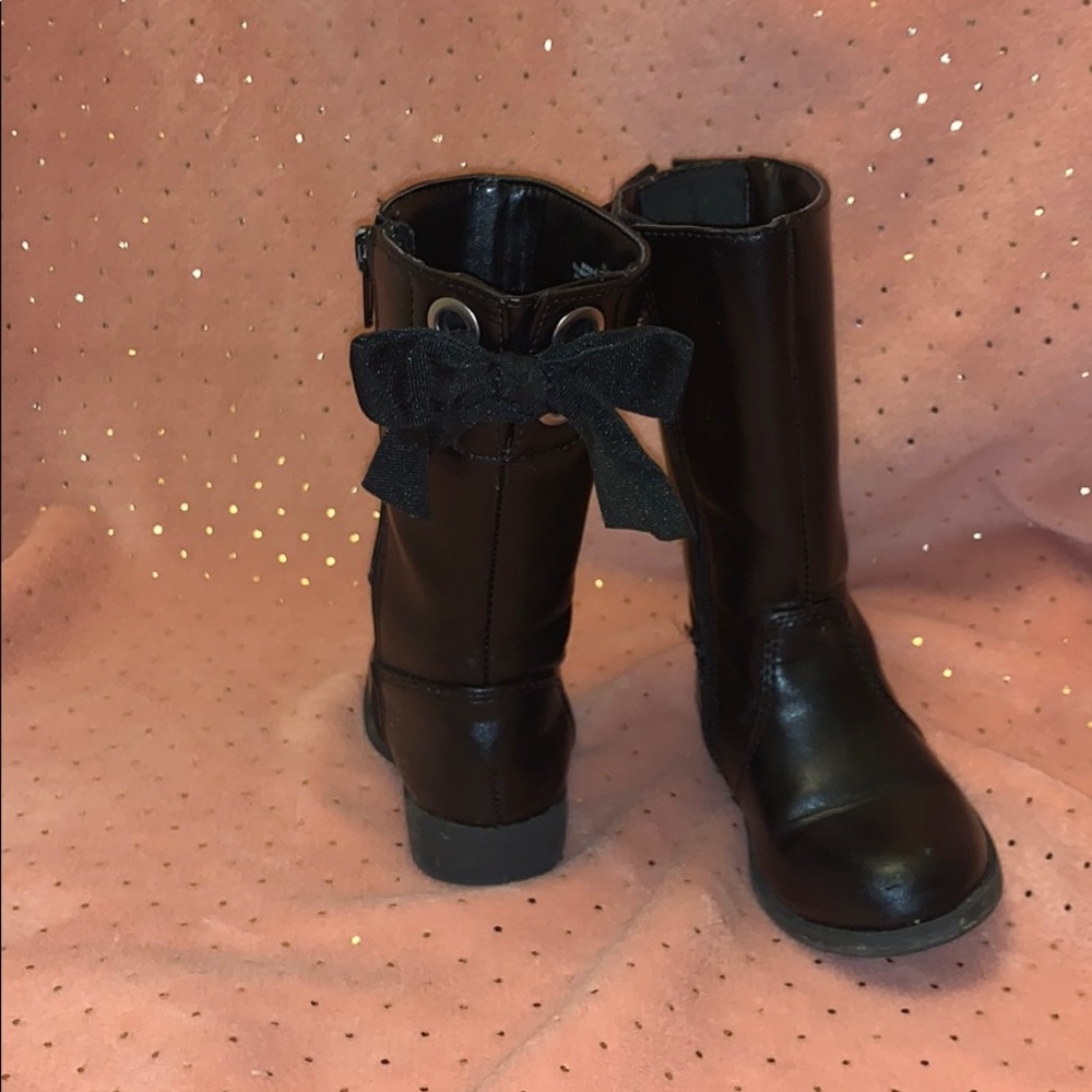 Riding boots